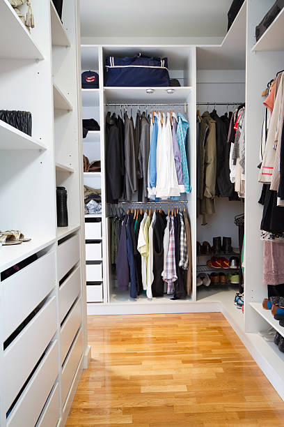 Find Built In Wardrobe Builders with TradieBuzz